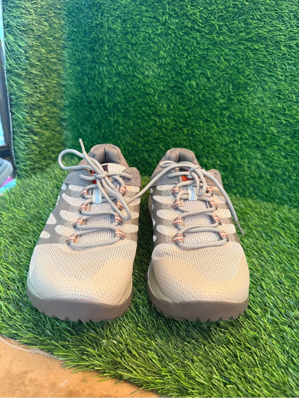 Merrell Light Gray Women's Mesh Lace-Up Hiking shoe new soles